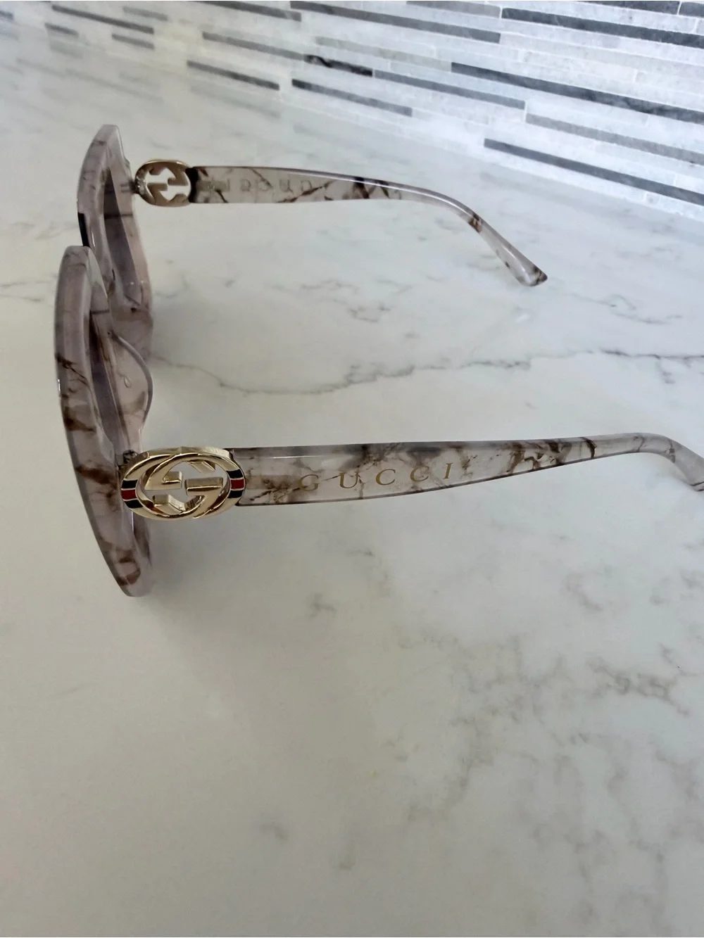 Gucci Women's Square Gradient Gray Sunglasses no case